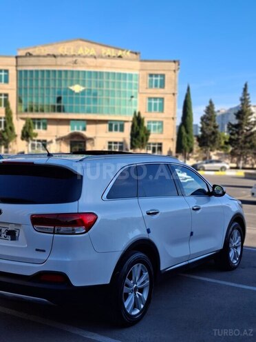 Kia Sorento-5