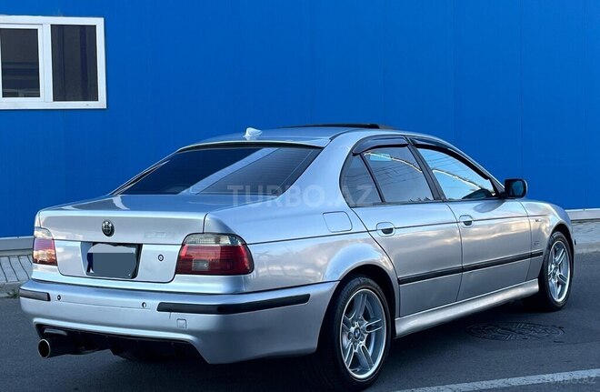 BMW 525-13