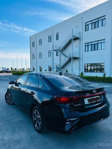 Kia Forte-3