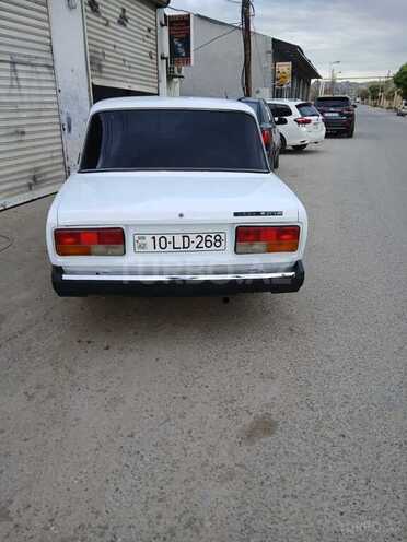 LADA (VAZ) 2107-2