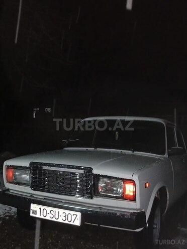 LADA (VAZ) 2107-1