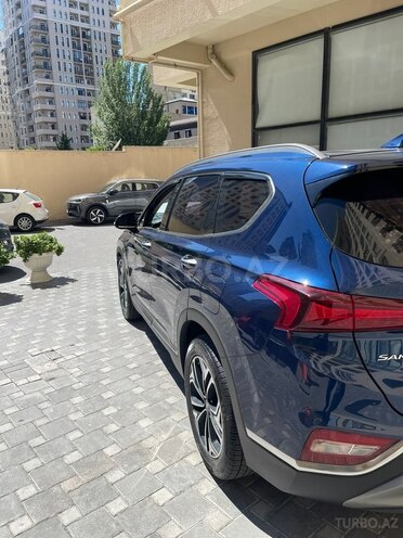 Hyundai Santa Fe-4