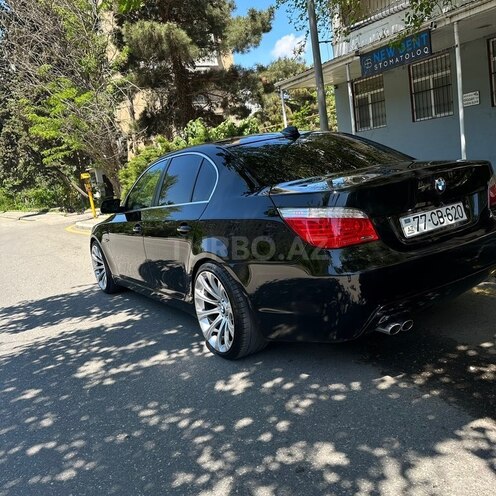 BMW 530-11