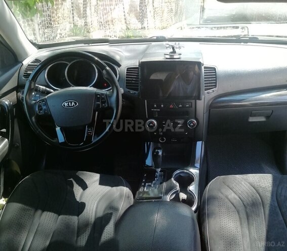 Kia Sorento-3