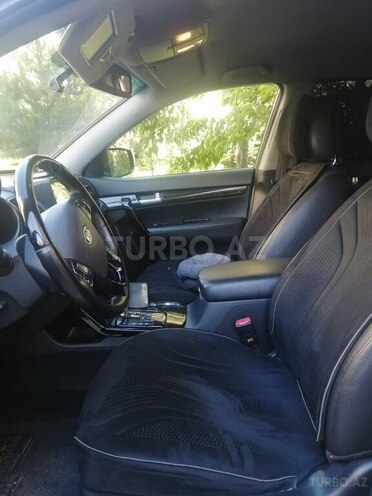 Kia Sorento-4