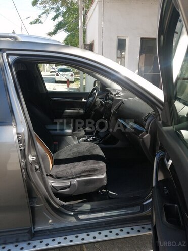 Kia Sorento-7