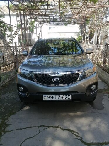 Kia Sorento-13