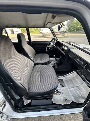 LADA (VAZ) 2107-2
