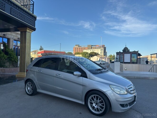 Mercedes A 170-4