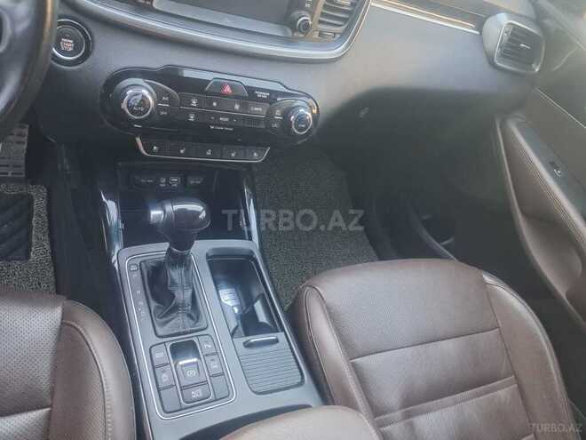 Kia Sorento-8