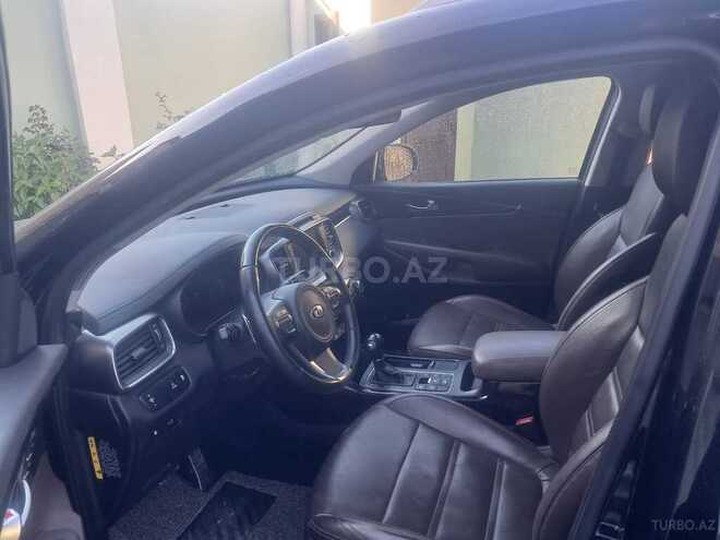 Kia Sorento-7