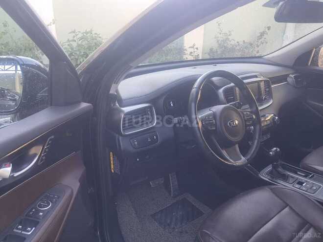 Kia Sorento-9