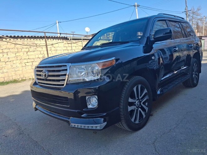 Toyota Land Cruiser-6