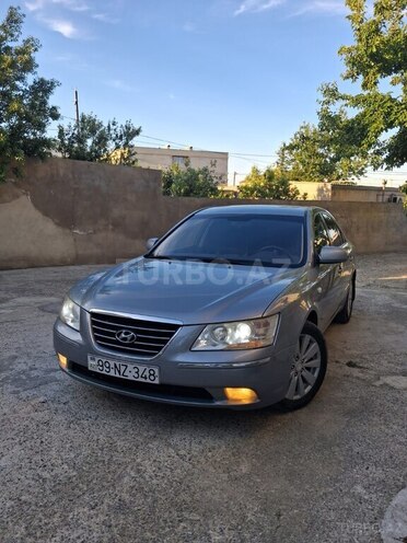 Hyundai Sonata-1