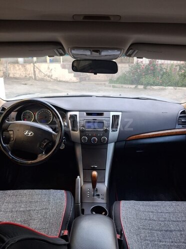 Hyundai Sonata-9
