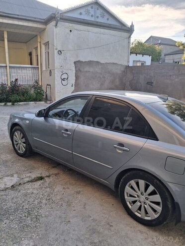 Hyundai Sonata-6