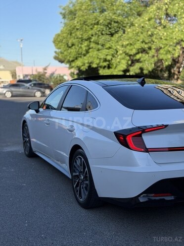 Hyundai Sonata-10