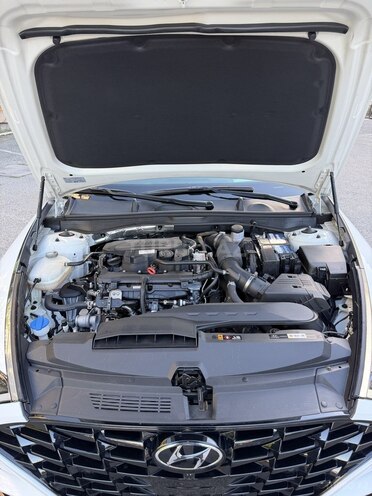Hyundai Sonata-21