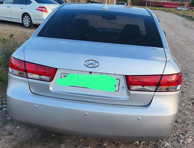Hyundai Sonata-2