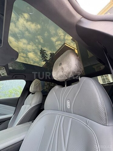 Geely Galaxy E8-12