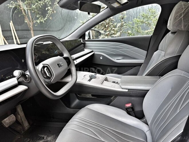 Geely Galaxy E8-10