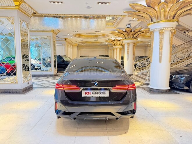 BMW 520-8