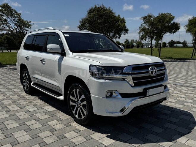 Toyota Land Cruiser-3