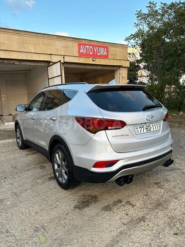 Hyundai Santa Fe-8