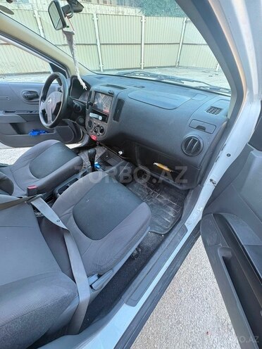 Nissan Wingroad-9