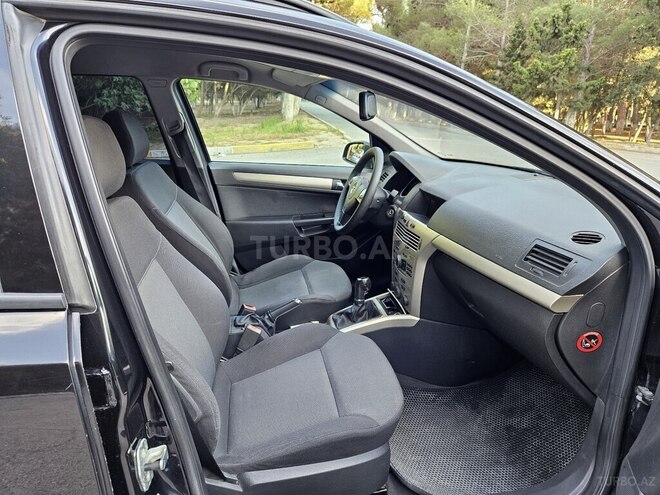 Opel Astra-10