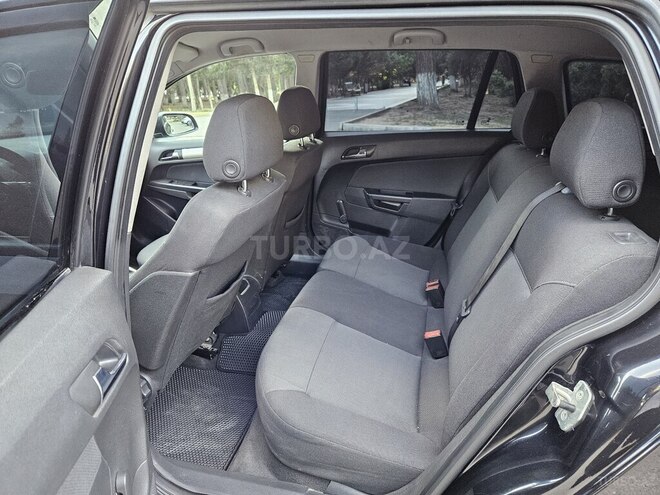 Opel Astra-11