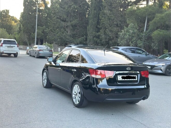 Kia Cerato-4