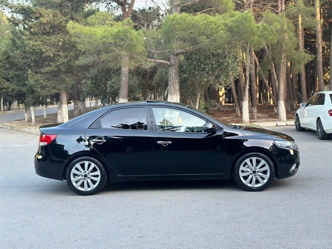 Kia Cerato-6