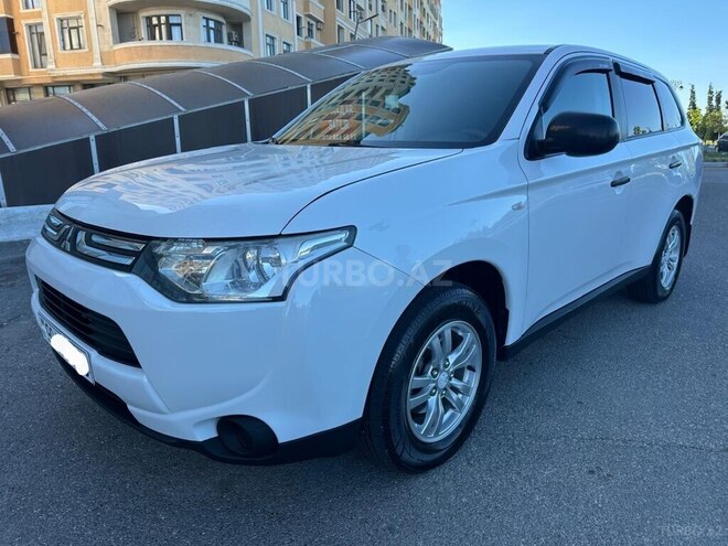 Mitsubishi Outlander-8