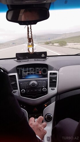Chevrolet Cruze-14