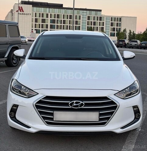 Hyundai Avante-1