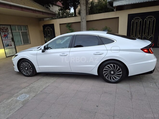 Hyundai Sonata-6