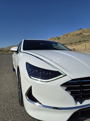 Hyundai Sonata-18