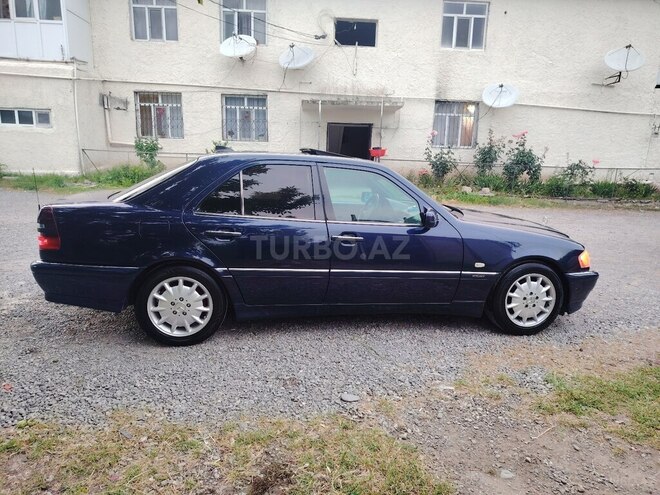 Mercedes C 240-3