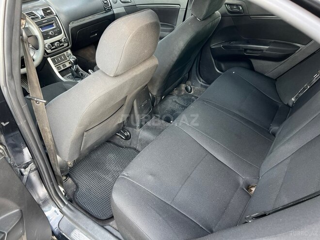 Geely Emgrand EC7-12