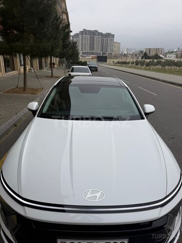 Hyundai Sonata-10