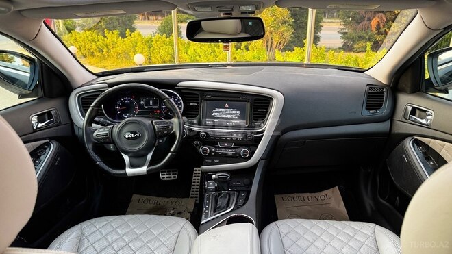 Kia Optima-15