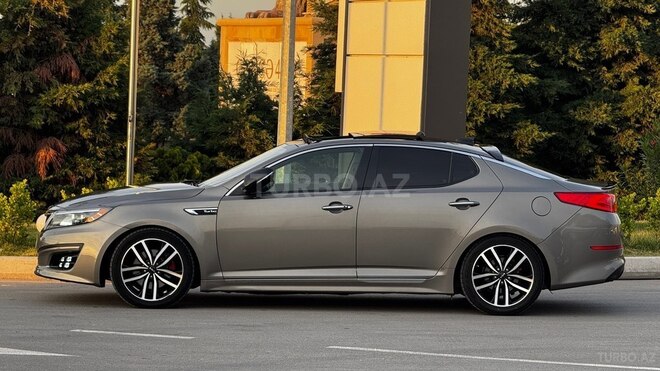 Kia Optima-5