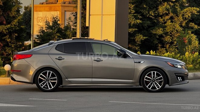 Kia Optima-4