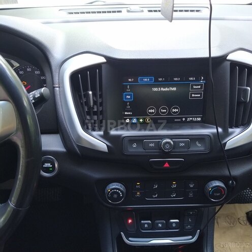 GMC Terrain-13