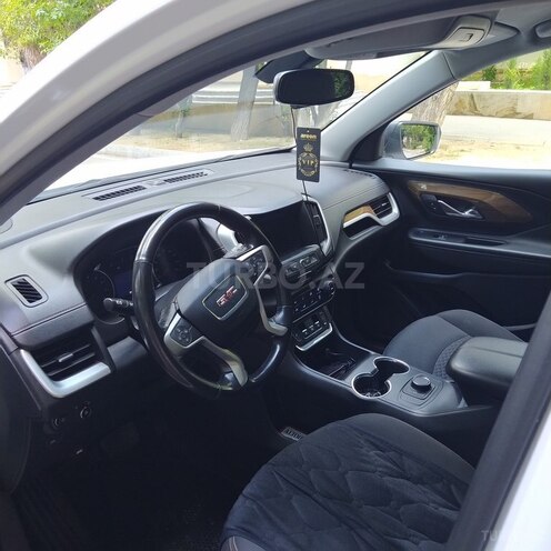 GMC Terrain-3