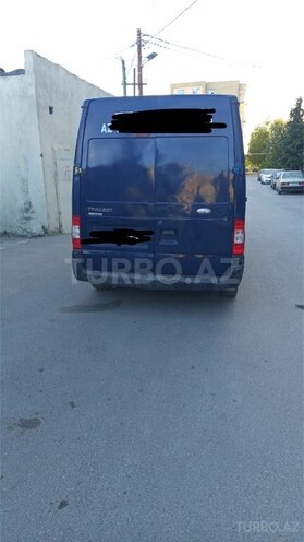 Ford Transit-4