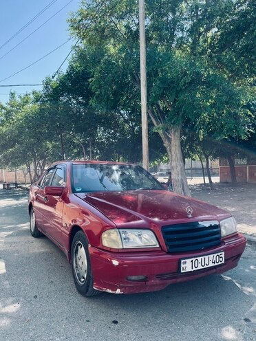 Mercedes C 220-2