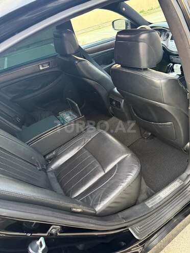 Hyundai Genesis-6