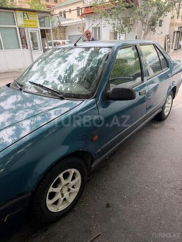 Renault 19-4